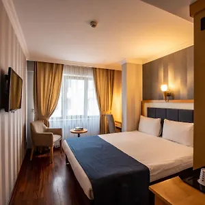 Nova Plaza Taksim Square מלון
