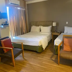 https://esuits-congonhas-hotel.topsaopaulohotels.com